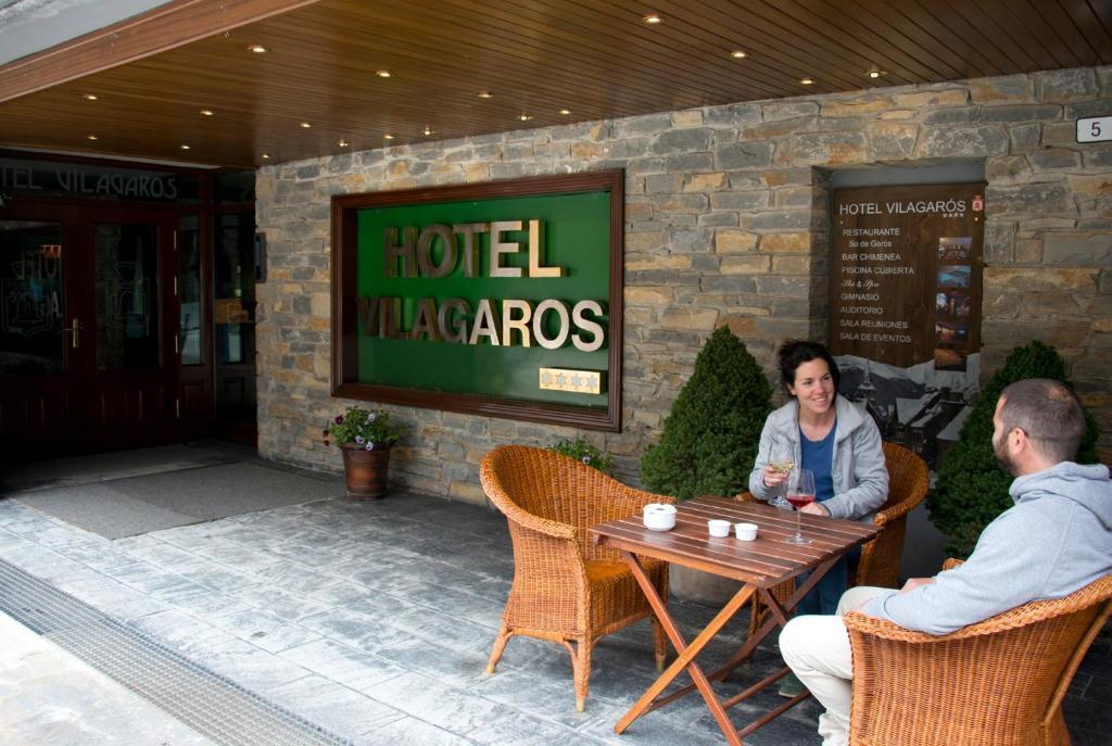 Apartamentos Vilagaros Garós Exterior foto